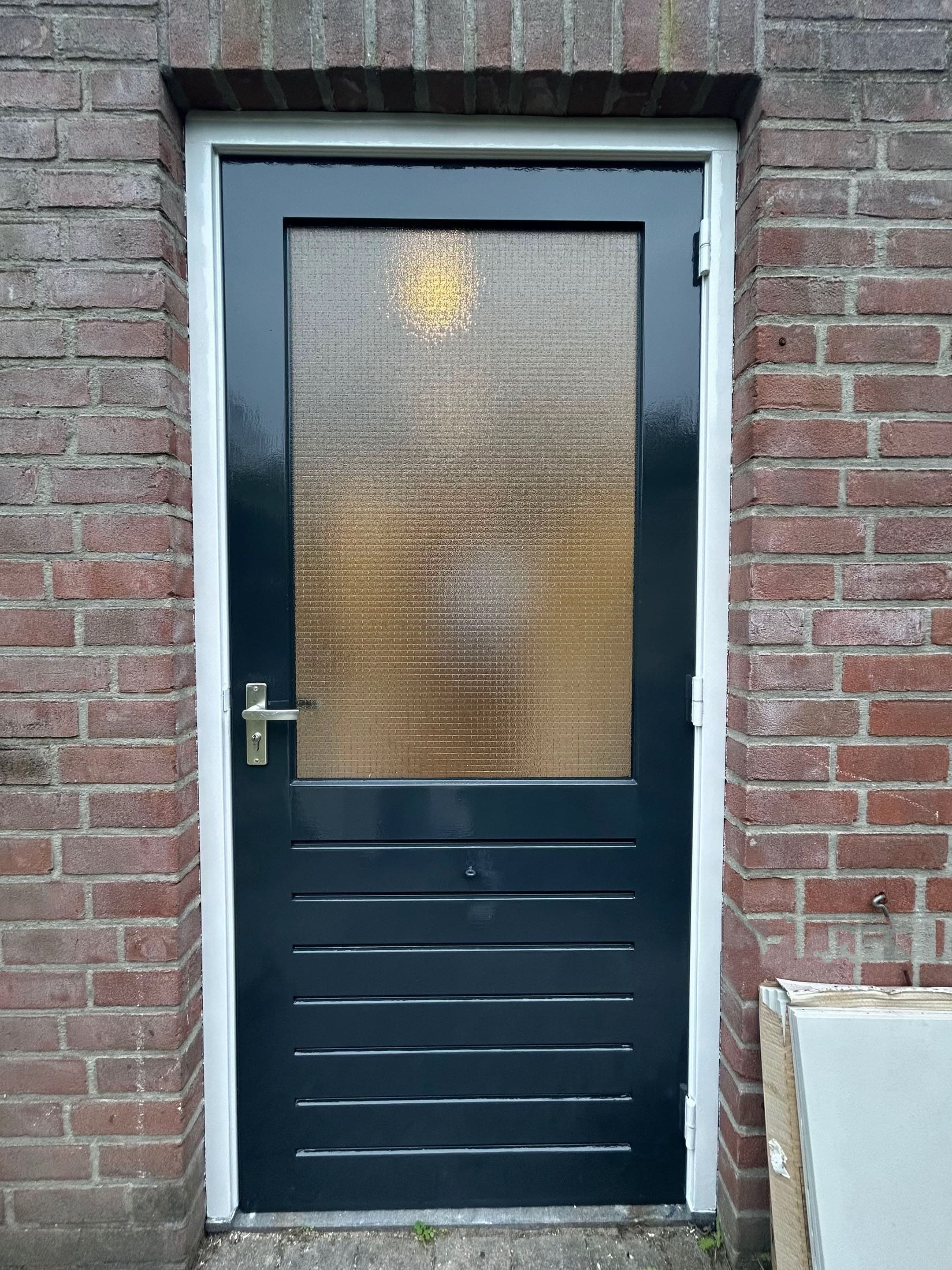 Voordeur met mat glas